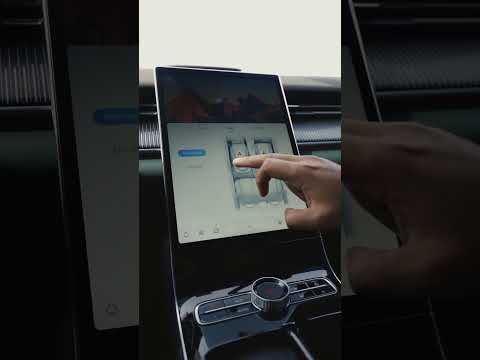 How to use the infotainment and climate controls