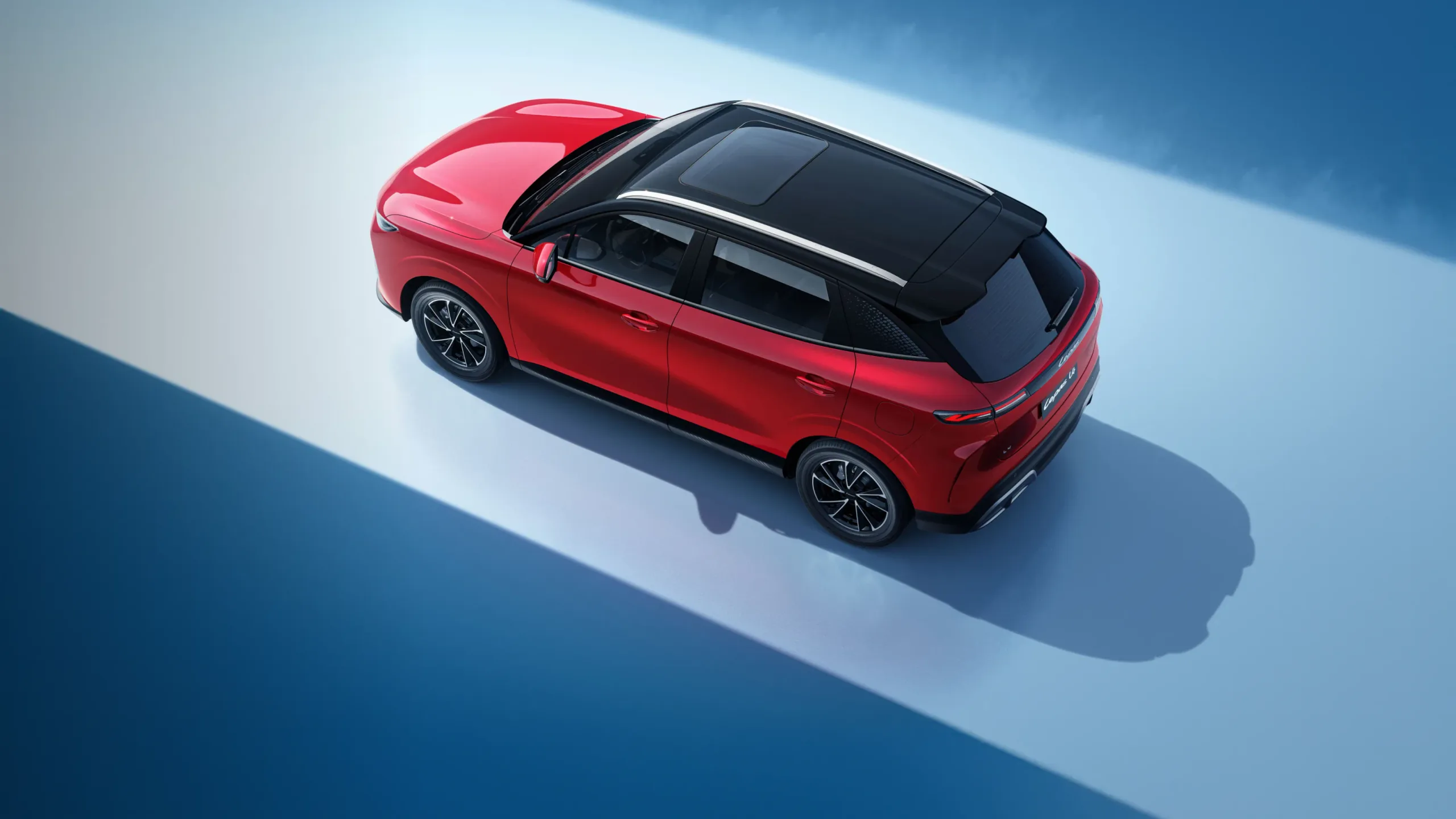 Lepas L4 smart SUV, Electric sunroof