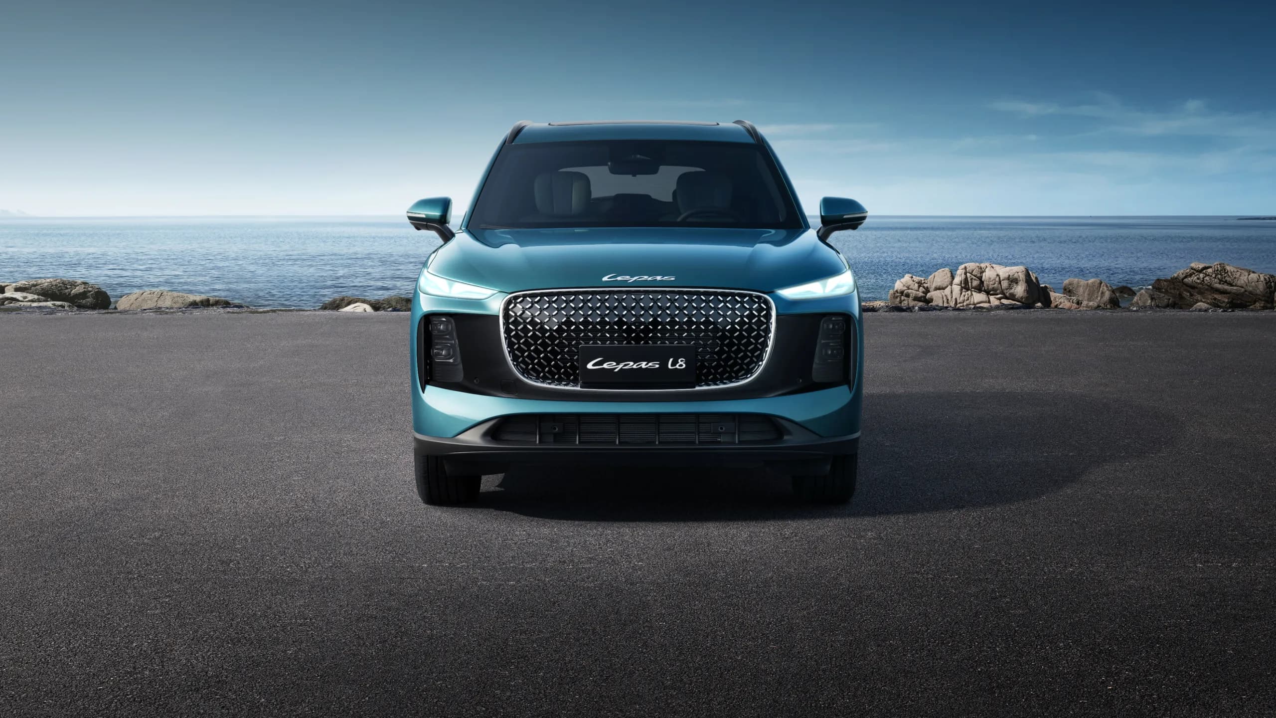 Lepas L8 smart SUV — LED dipped headlights